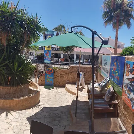 Hostel 33 Hostal Costa Adeje (Tenerife)