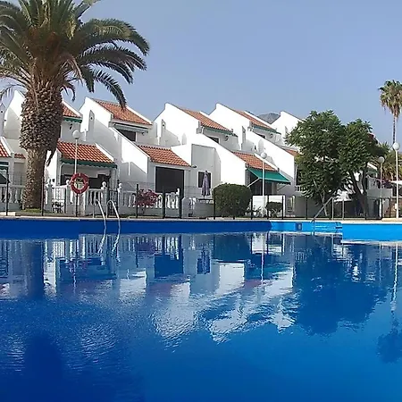 Hostal Hostel 33 *